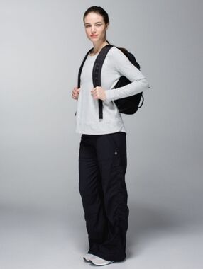 Lululemon Studio Pant II*No Liner Black size 6  inseam 32"